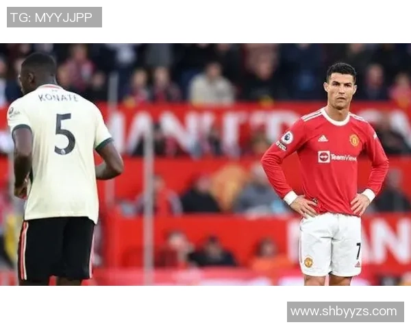 英超激战：里昂与本菲卡握手言和争议判罚引发全场热议