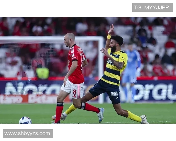 西甲赛场惊现冷门本菲卡与波尔图激战成和精彩集锦回顾