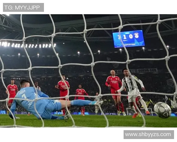 足总杯精彩对决本菲卡与尤文图斯战成平局乌龙球引发全场热烈反响