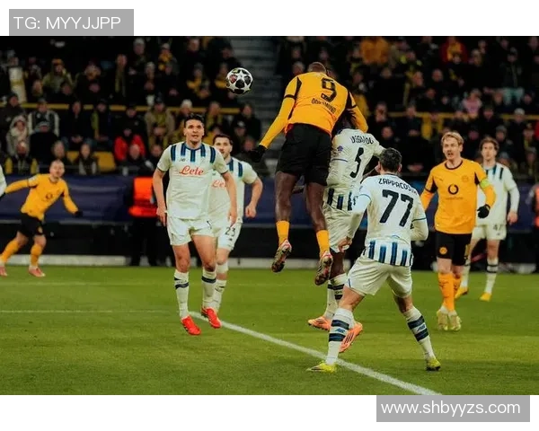 德甲精彩对决巴萨3-0战胜多特蒙德补时进球点燃全场激情