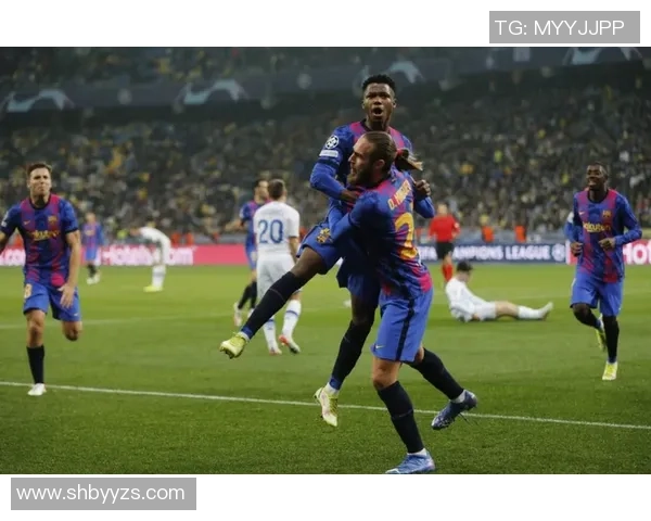 英超精彩对决本菲卡与巴萨战成平局神奇扑救成为全场焦点 英超精彩对决本菲卡与巴萨战成平局神奇扑救成为全场焦点