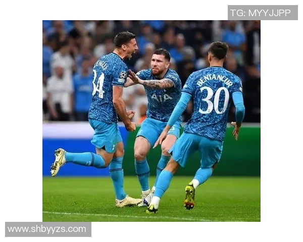 意甲焦点战波尔图大胜热刺乌龙球引发全场热烈反响 意甲焦点战波尔图大胜热刺乌龙球引发全场热烈反响