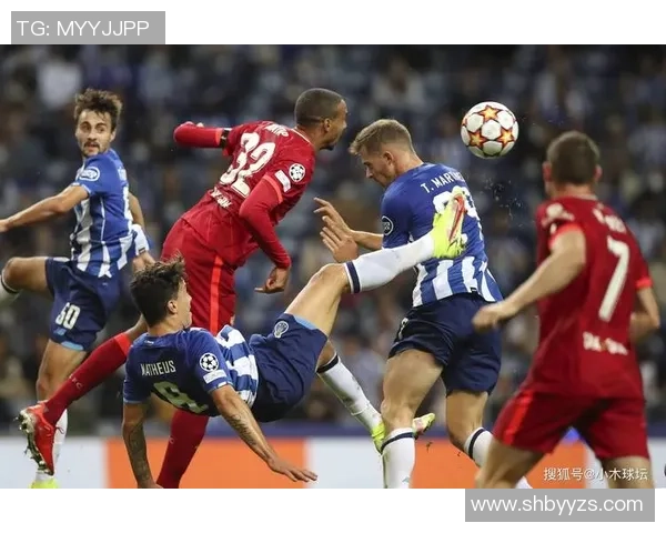 意甲焦点战曼联大胜波尔图红牌争议引发全场热议 意甲焦点战曼联大胜波尔图红牌争议引发全场热议