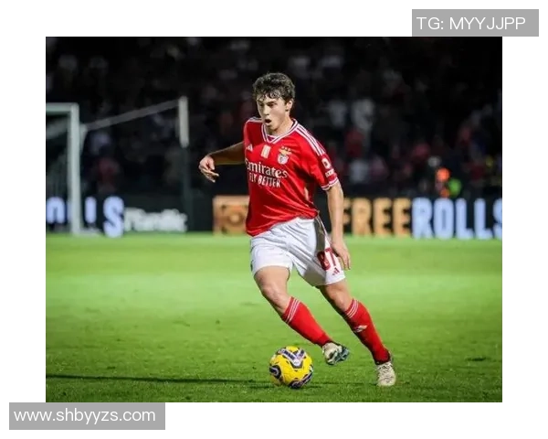 西甲激战本菲卡大胜利物浦赛后点评引发全场热议 西甲激战本菲卡大胜利物浦赛后点评引发全场热议