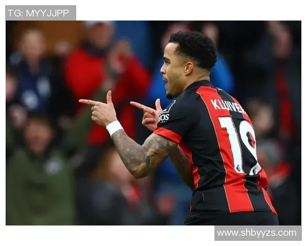 英超精彩对决那不勒斯3-0战胜多特蒙德帽子戏法引发全场狂欢 英超精彩对决那不勒斯3-0战胜多特蒙德帽子戏法引发全场狂欢